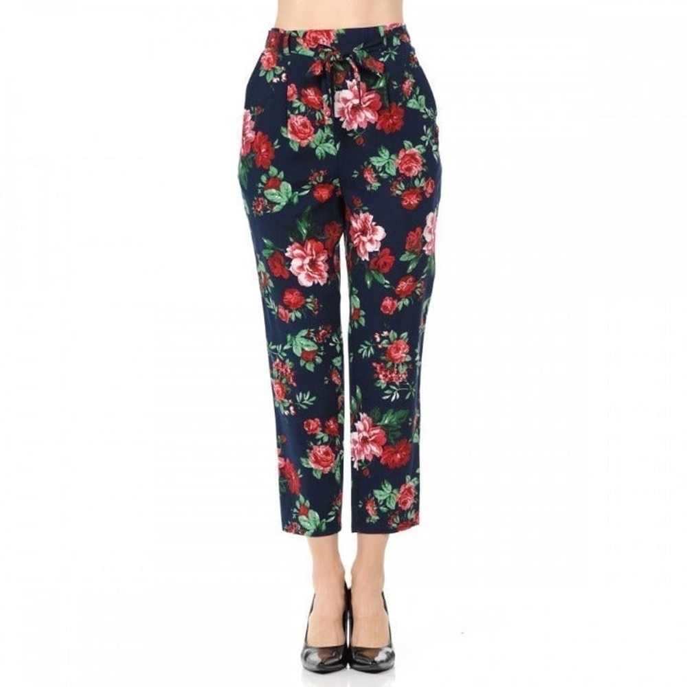 Forever 21 Navy Floral Flowy Cropped Trouser Pants with  Cinchable Tie Waist | S